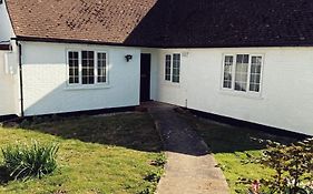 Elms Farm Cottages - White Swans